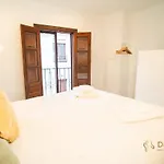 Duplex House Near Downtown Apartment