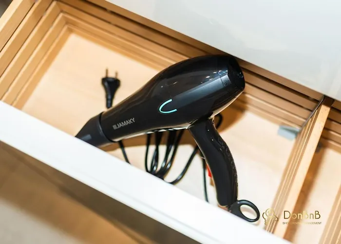 Duplex House Near Downtown Apartment